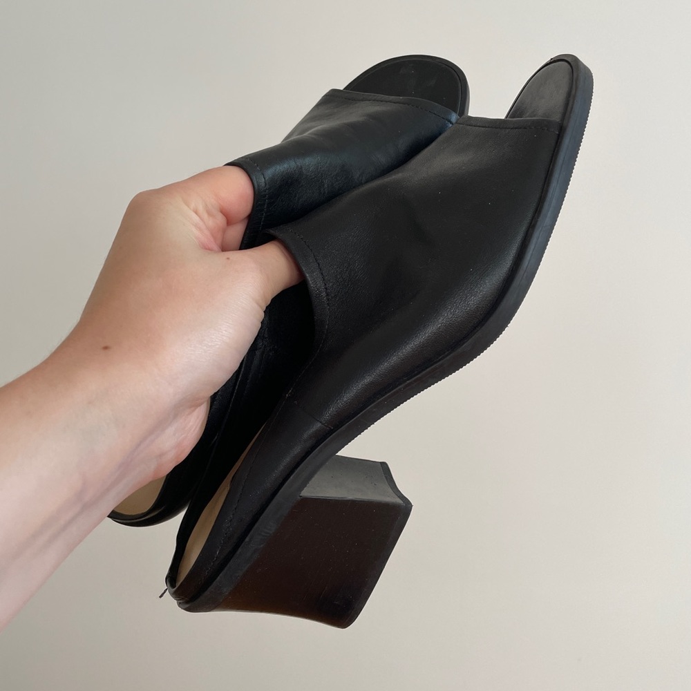 90s Black Leather Mules